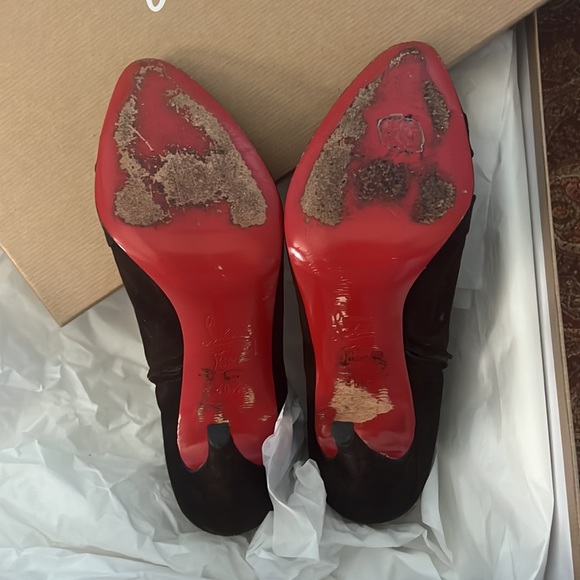 Authenticated Louboutin  booties - Picture 6 of 12